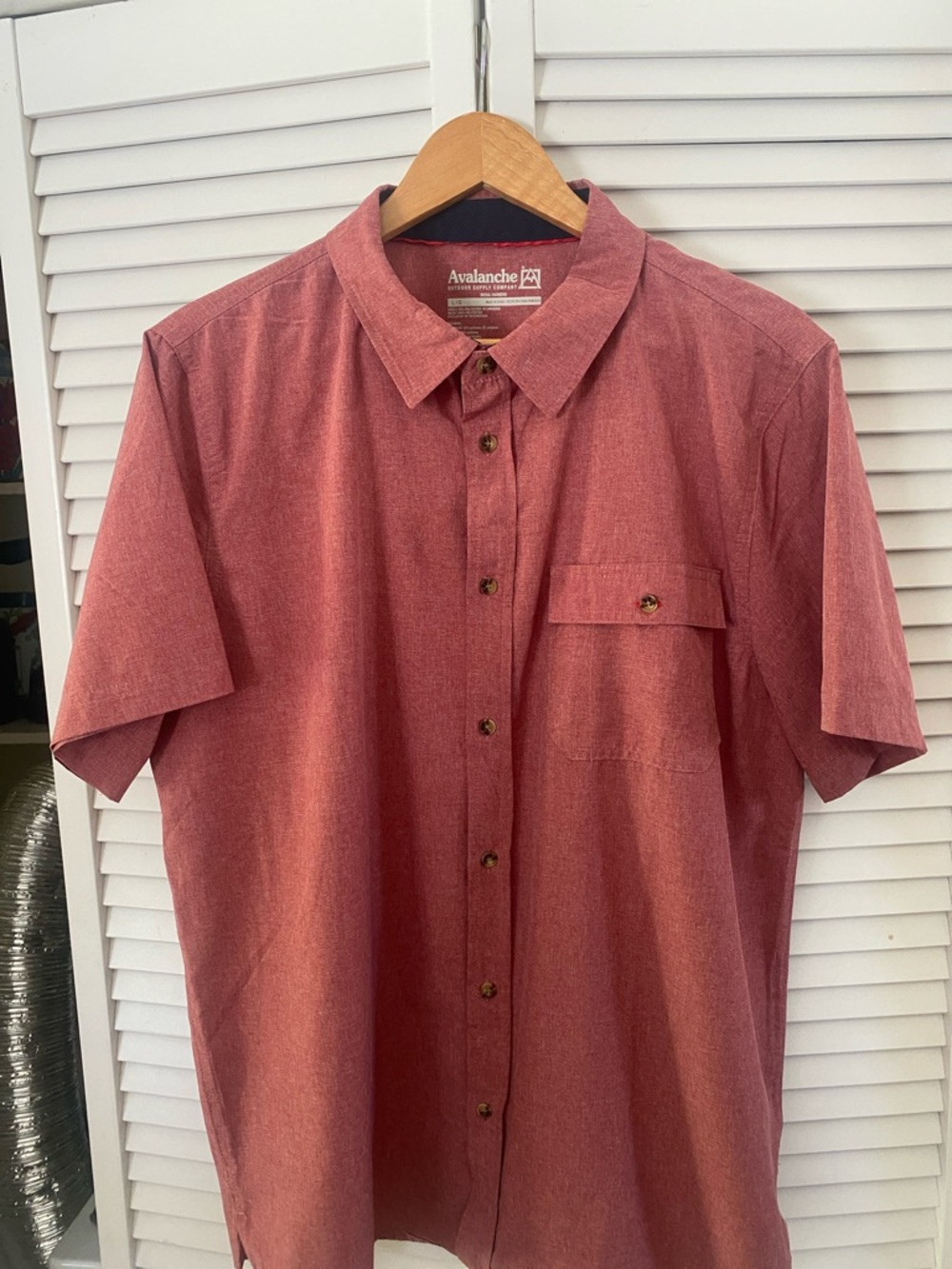 Avalanche Men's Short-Sleeve Button-Down Shirt in Dusty Rose